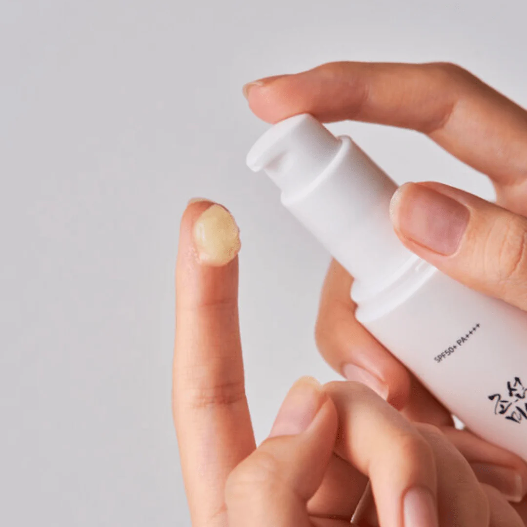 Perfect Hanbang Sun Trio [Relief Sun + Matte Sun Stick + Sun Serum] - Image 7